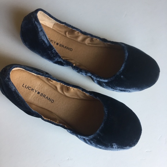 crushed velvet flats